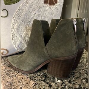 COPY - Like new Vince Camino green suede booties